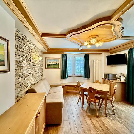 B&B Family Accommodation Canazei Bike Friendly Екстериор снимка